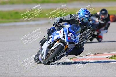 media/Jan-20-2023-Fastrack Riders (Fri) [[f2ad32aba3]]/Private/session 4 turn 6/